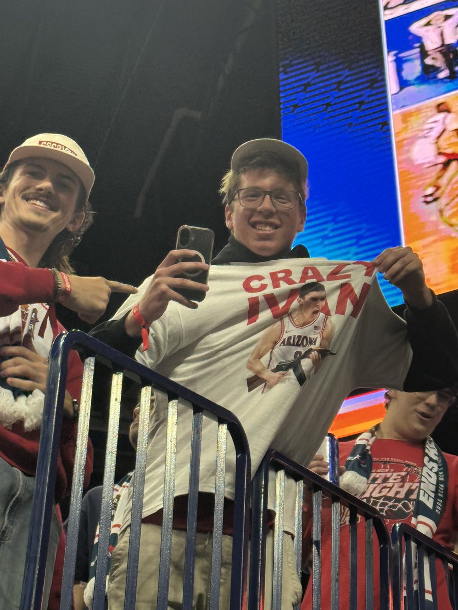 Ryan Hammer🔨 tweet media