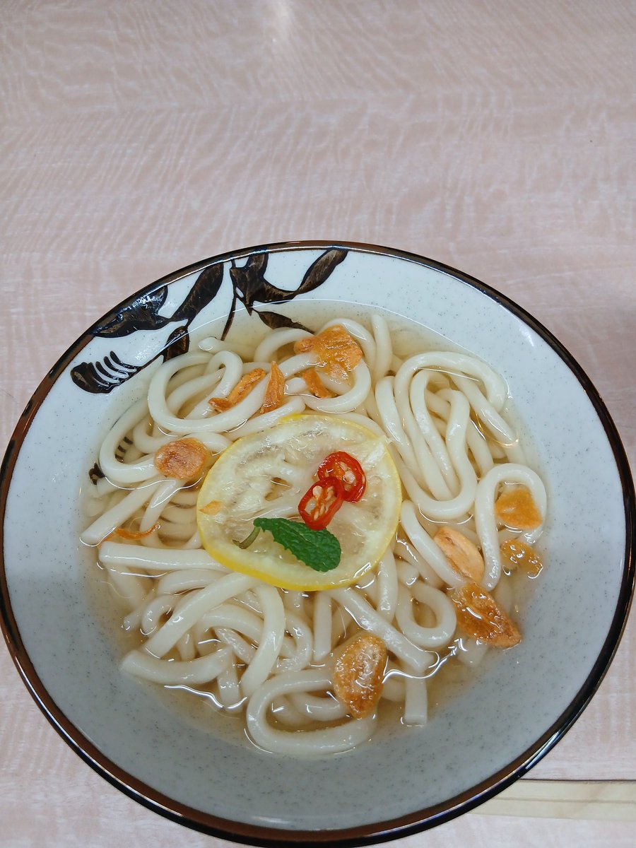 ใใใ๐๐
๐พ/๐๐ฑ๐๐ tweet media