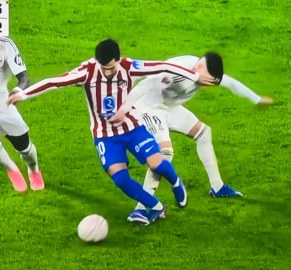 محمود مجيد tweet media