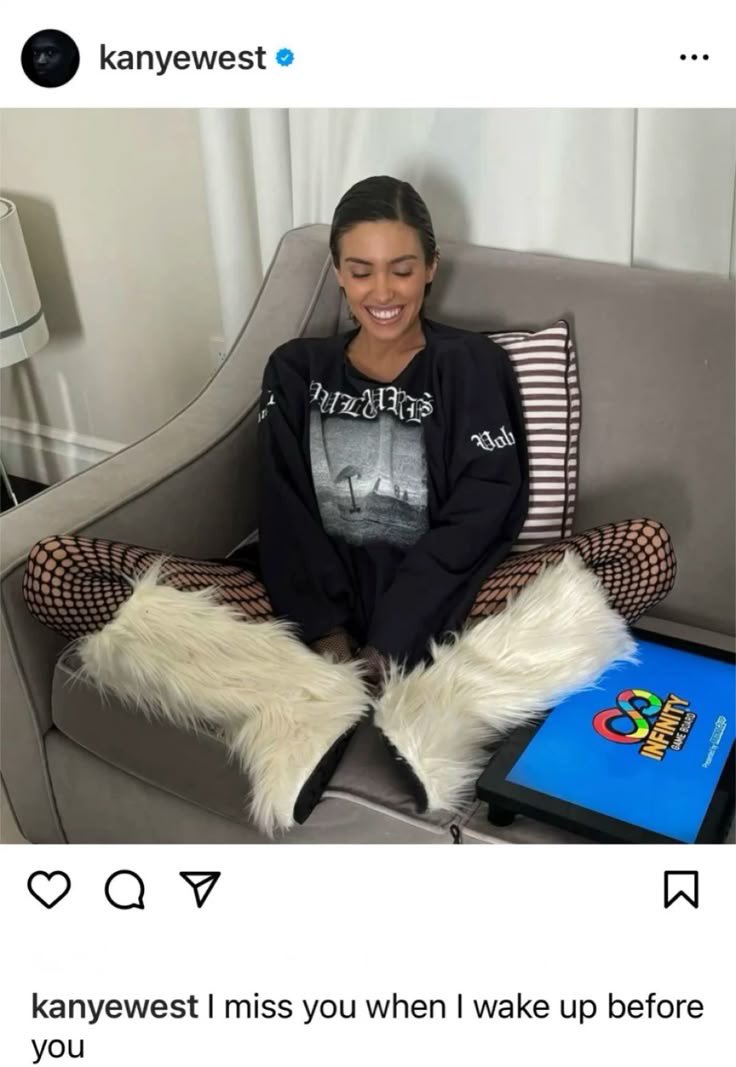 constelacion azul tweet media