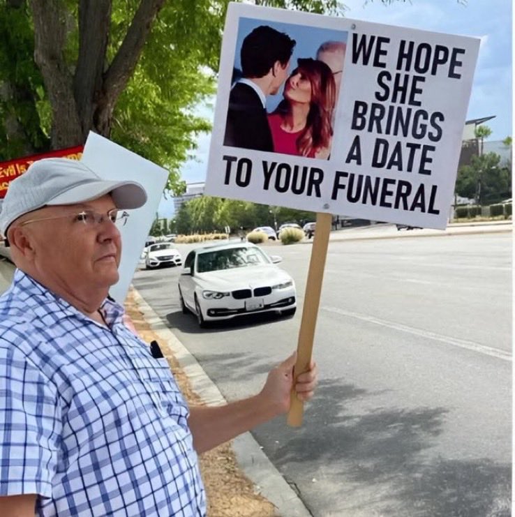 Veronica tweet media