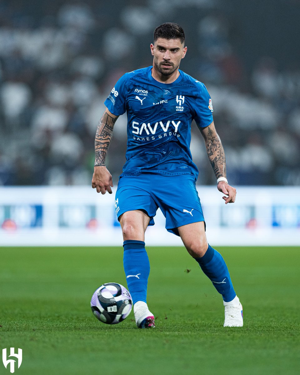 ماكس الهلالي tweet media