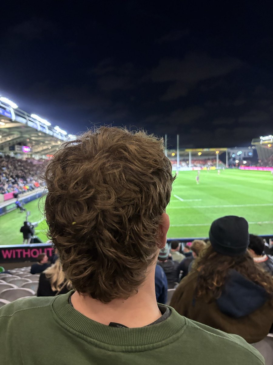 TomRogan6's tweet photo. @Harlequins please advertise that some seats are obstructed view in future https://t.co/pN6mxLP6q3