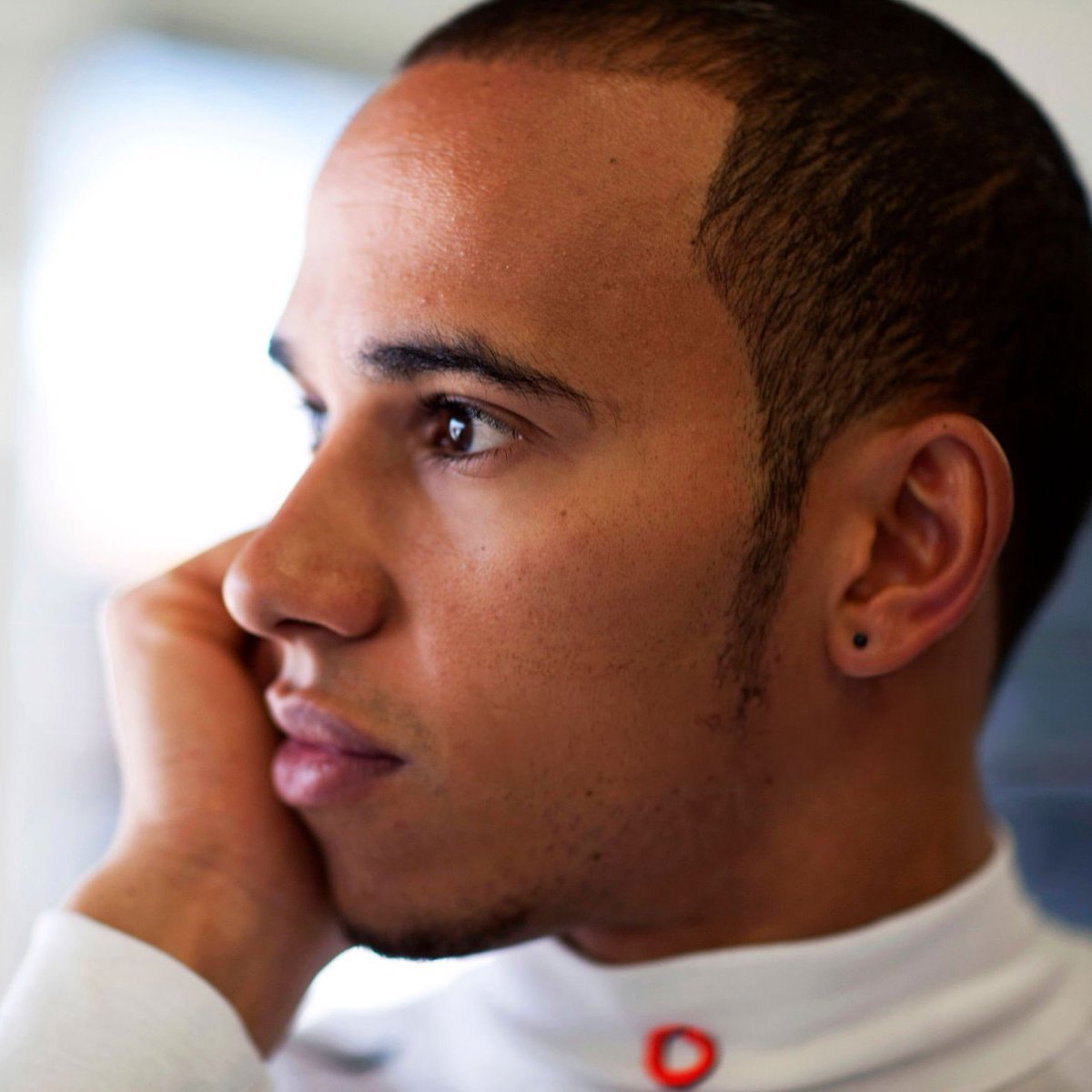 4644 files™ tweet media