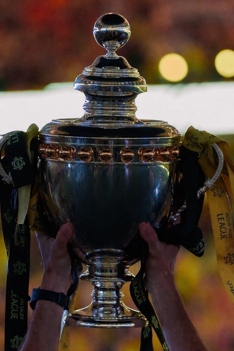 ActuSPL's tweet image. 𝗦𝗖𝗘́𝗡𝗔𝗥𝗜𝗢 𝗣𝗔𝗥𝗙𝗔𝗜𝗧 𝗣𝗢𝗨𝗥 𝗔𝗟 𝗡𝗔𝗦𝗦𝗥 𝗣𝗢𝗨𝗥 𝗥𝗘𝗠𝗣𝗢𝗥𝗧𝗘𝗥 𝗟𝗔 𝗥𝗢𝗦𝗛𝗡 𝗦𝗔𝗨𝗗𝗜 𝗟𝗘𝗔𝗚𝗨𝗘 😱🏆

Il y a un scénario complètement fou qui pourrait offrir le titre de champion à Al Nassr face à son rival Al Hilal, à domicile ! 🔥

𝗔𝗹 𝗡𝗮𝘀𝘀𝗿