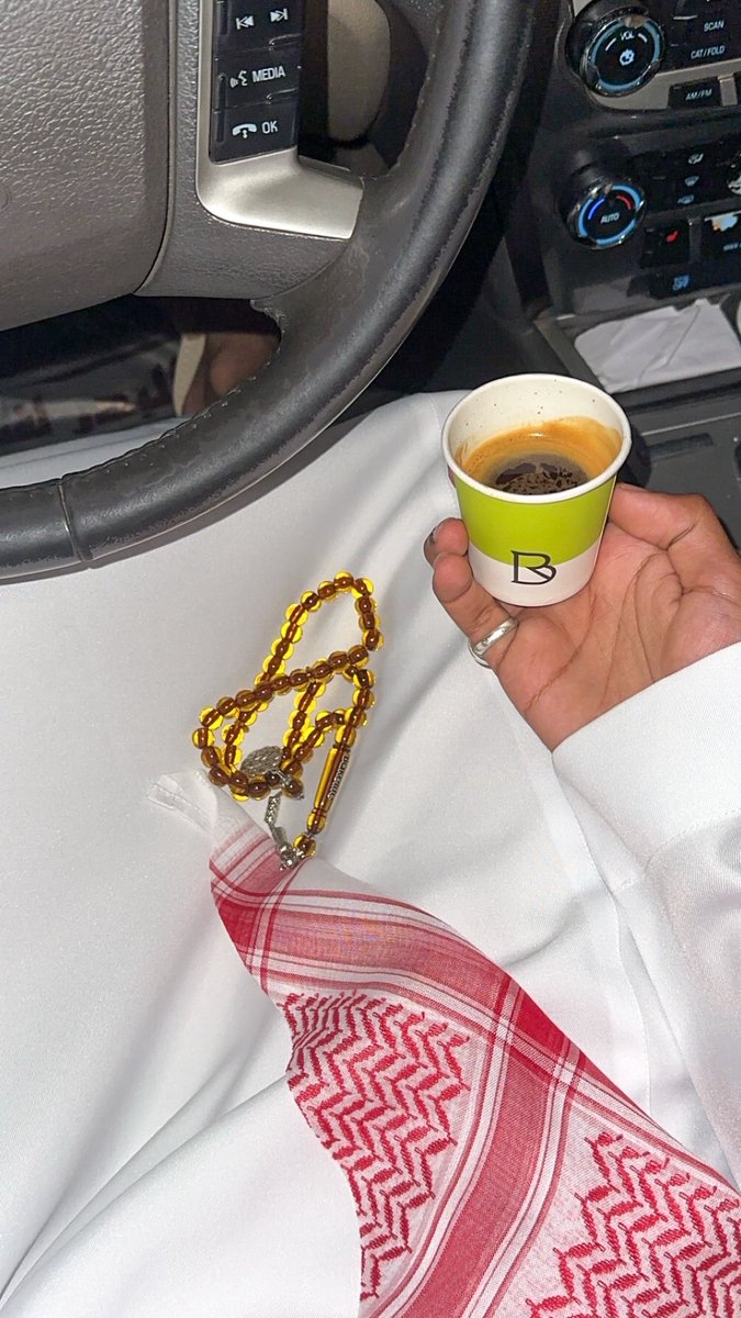 مشاري . tweet media