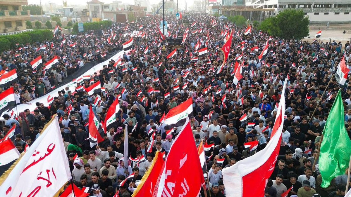 محافظة المثنى تلبي دعوة سماحة القائد السيد مقتدى الصدر (أعزه الله) للتظاهر استنكاراً للعدوان الصهـ.ـيو إمريـ.ـكي والمطالبة بإحلال السلام في المنطقة برمتها.