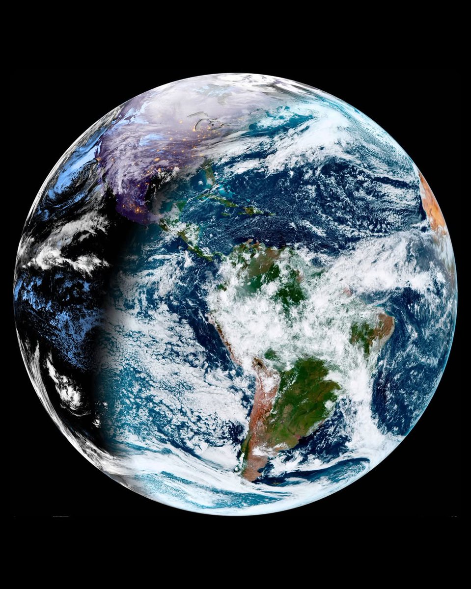 NightSkyToday's tweet photo. 🚨: This photo of Earth was taken by a NOAA satellite today at 8:40 am EST.😍 https://t.co/6QXu4PXkj7