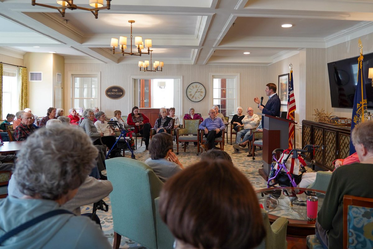 Chris Pappas tweet media