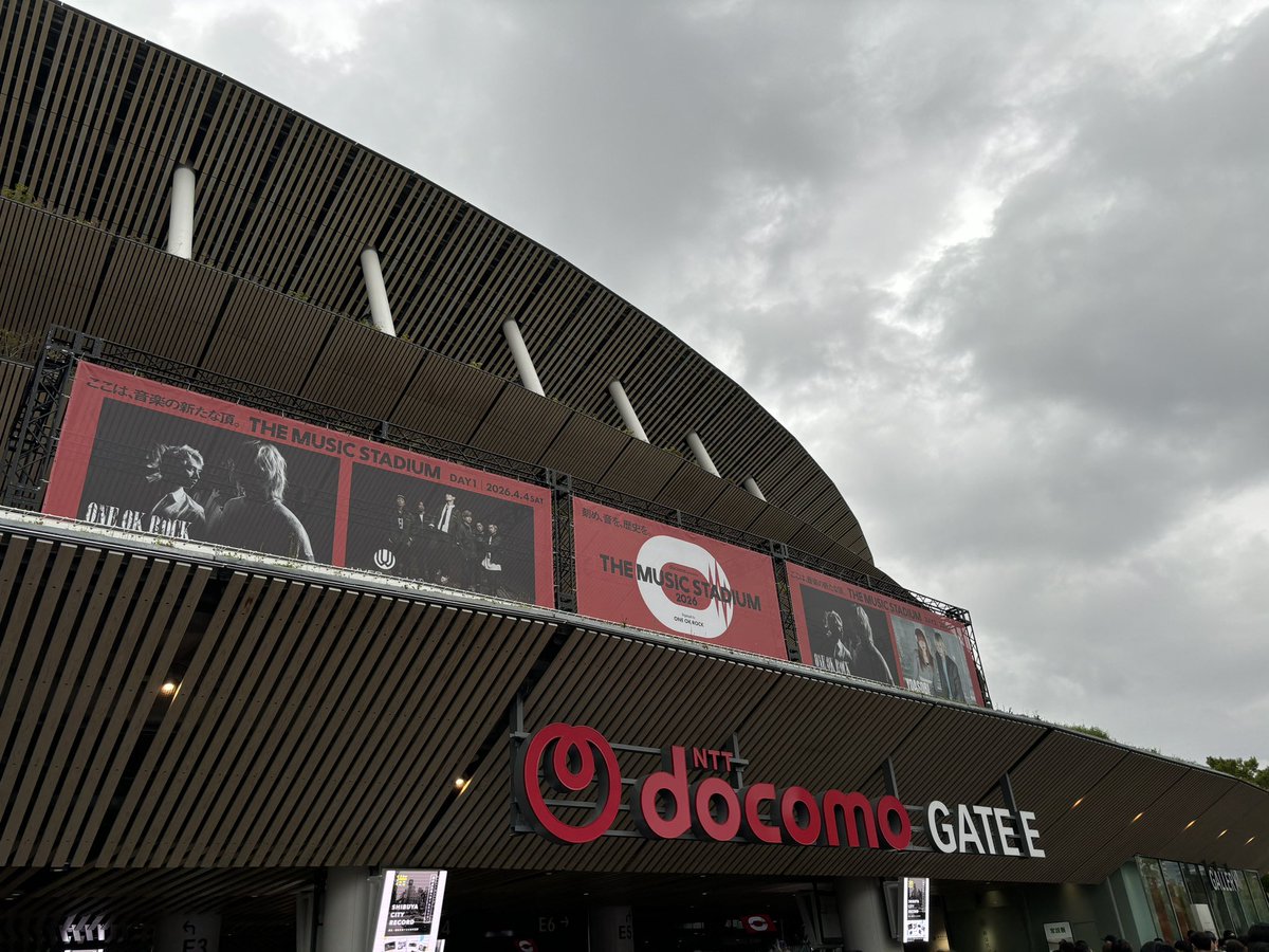 がーすー tweet media