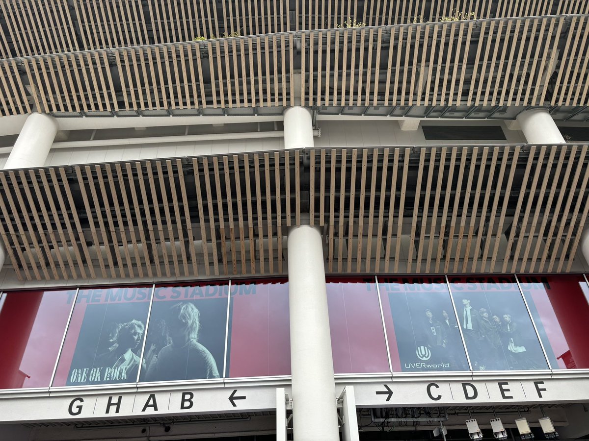 がーすー tweet media