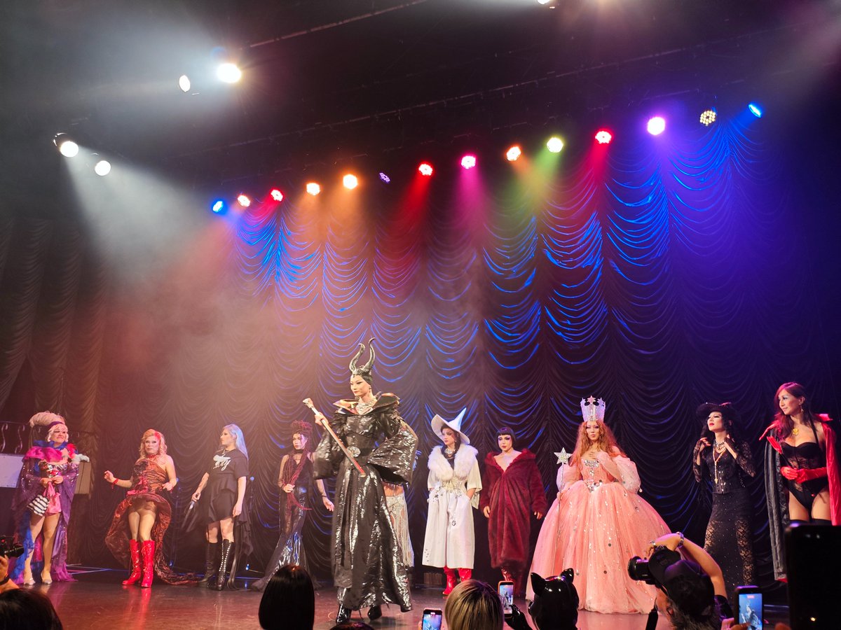 ぁ ぉ ぃ. tweet media