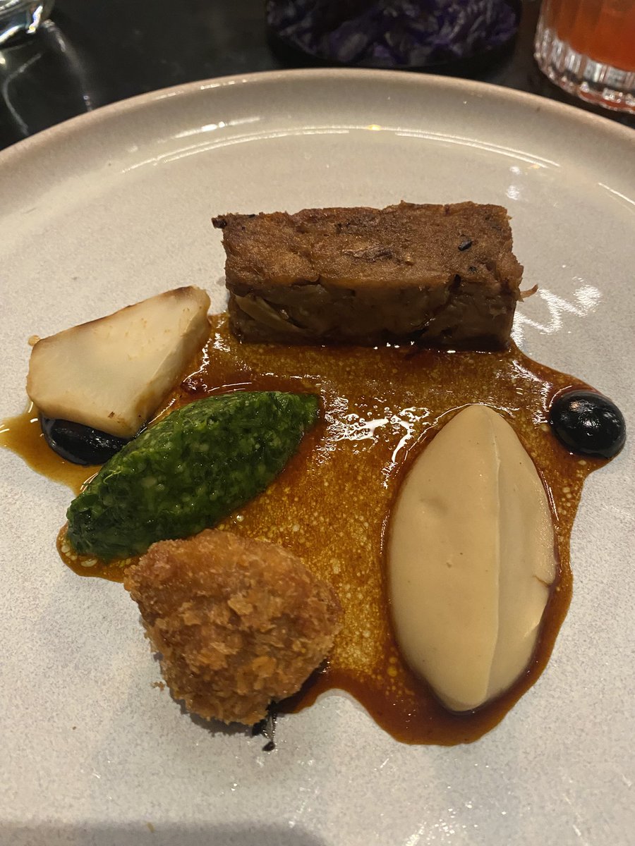 bramwell_mark's tweet image. Another fantastic meal and added Sherlock Holmes themed murder mystery at @SixbyNico #Cardiff tonight. 6 courses, 5 cocktails, £90 per head. Great value, service and entertainment 
🏴󠁧󠁢󠁷󠁬󠁳󠁿 ⭐️ 🍽️🍷🍹👍👏
#FineDining #GoodFood #EatingOut