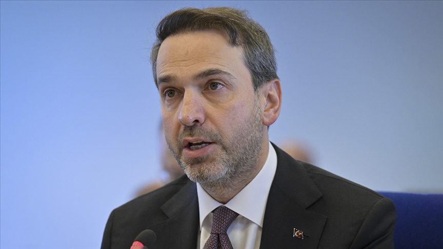 Conflict tweet media