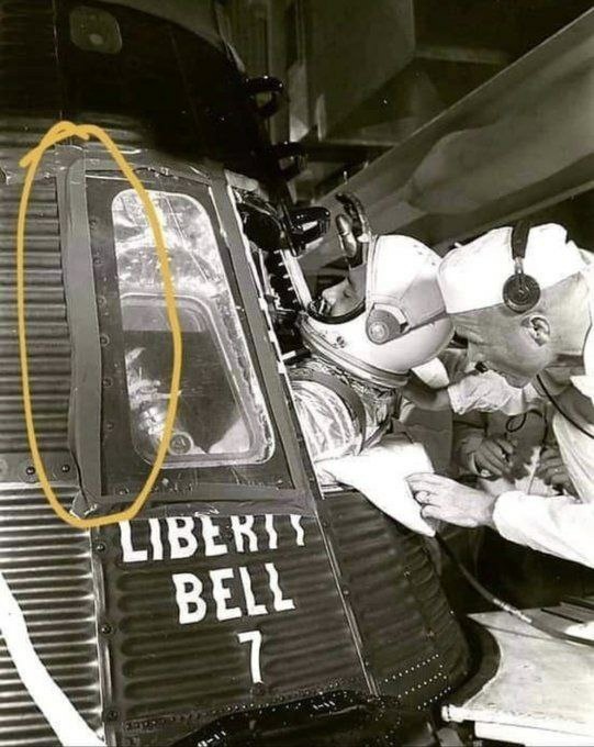 Canadian Troll tweet media