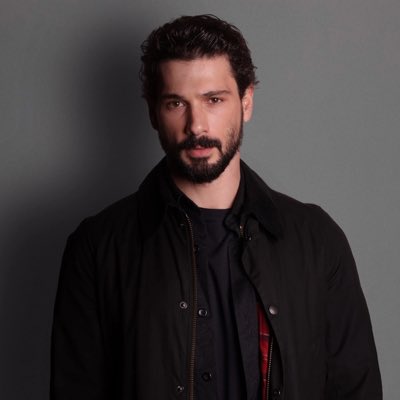 bbbbbbbbbbbbbks's tweet photo. #YeniProfilResmi https://t.co/5UNNMkUTxe