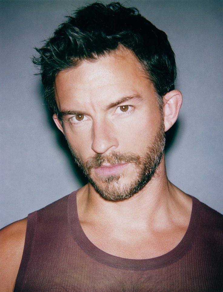 best of jonathan bailey tweet media