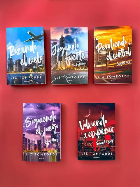 lady midnight ☾ cr:📖 rozando el cielo✈️🤍 tweet media