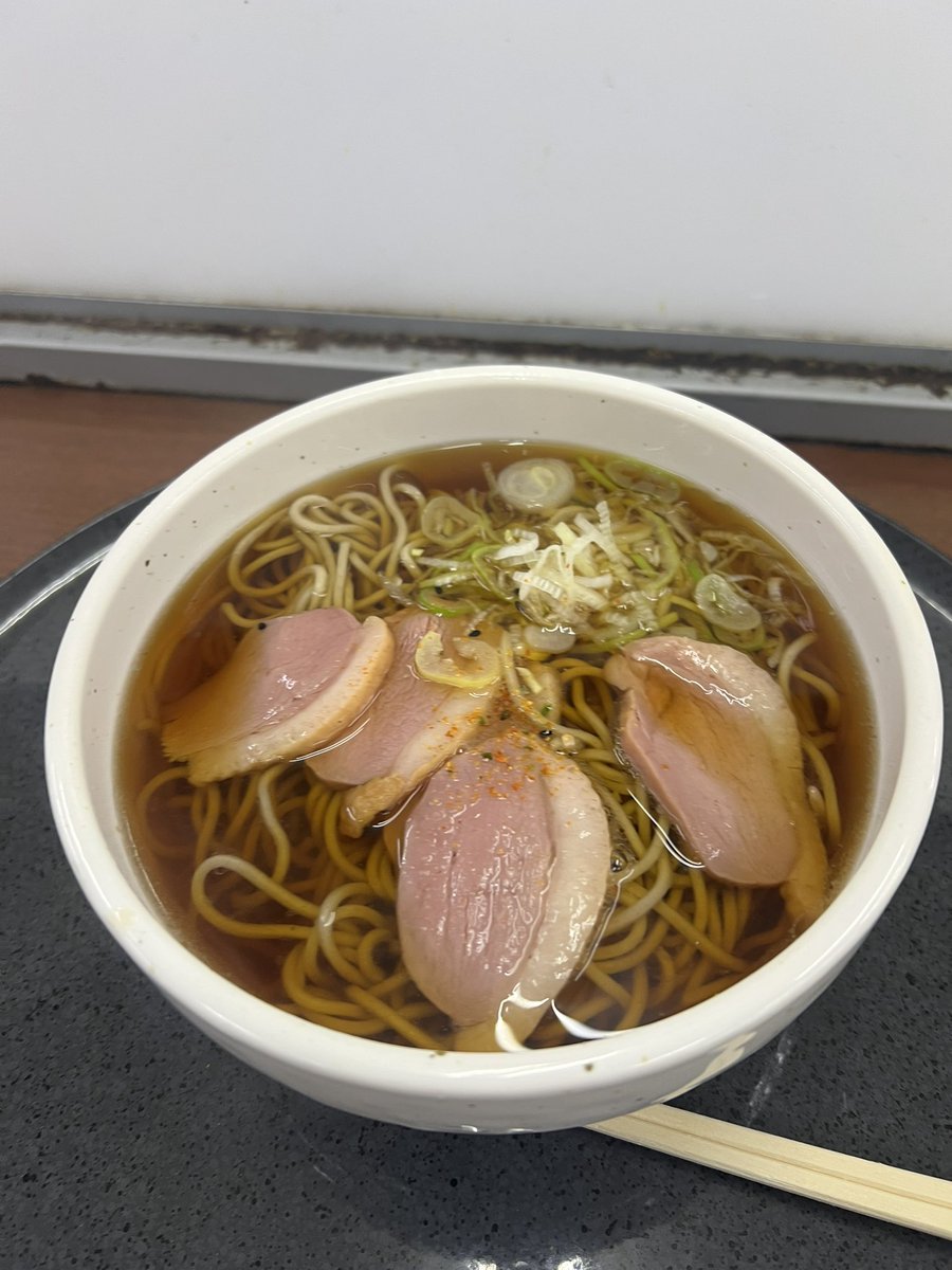 諭吉 tweet media