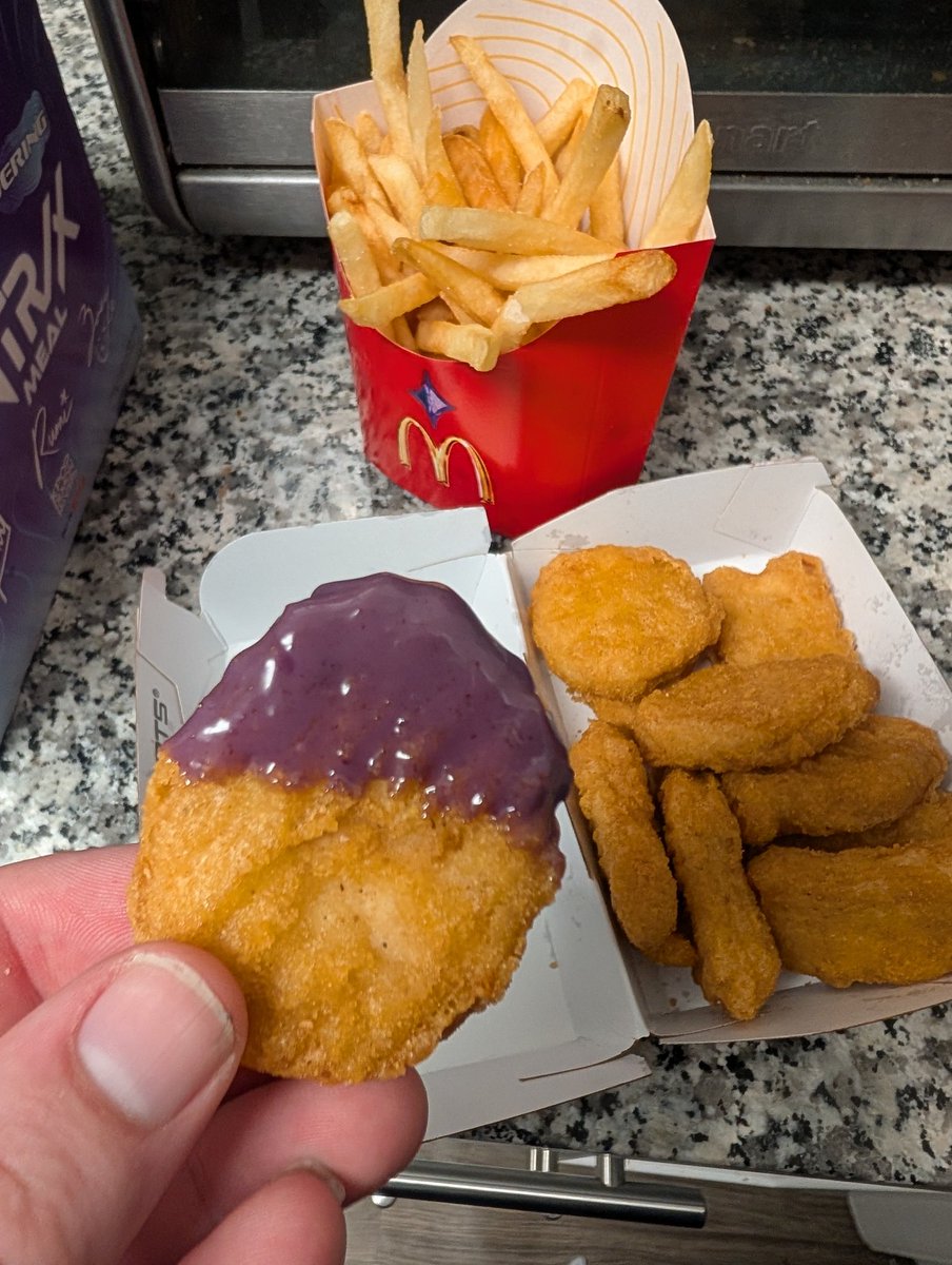 average underscore tweet media