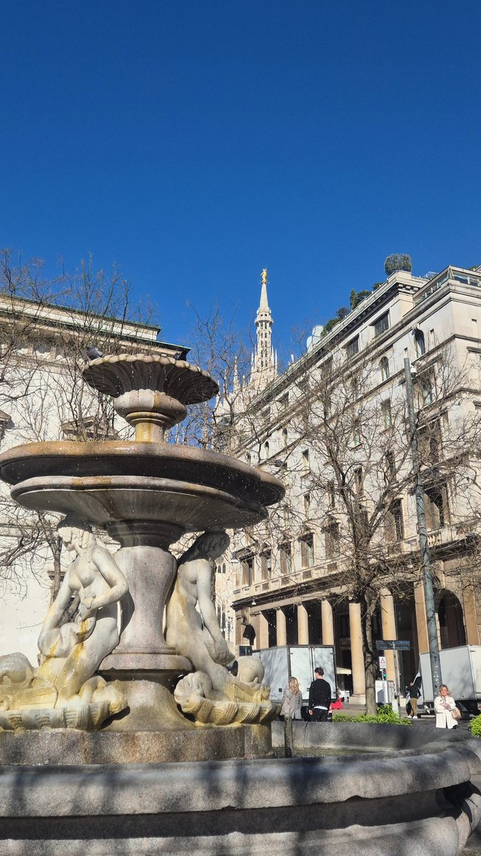 deric_tv's tweet image. Spring in #Milano #Italy 😍📌🇮🇹