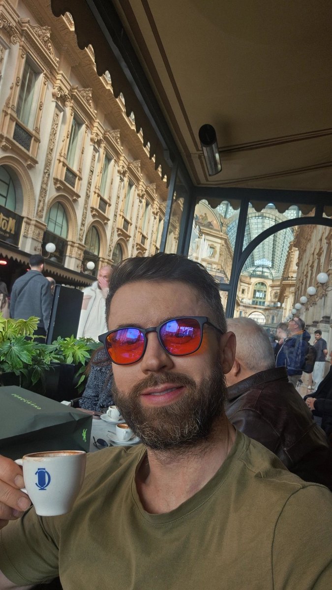 deric_tv's tweet image. Spring in #Milano #Italy 😍📌🇮🇹