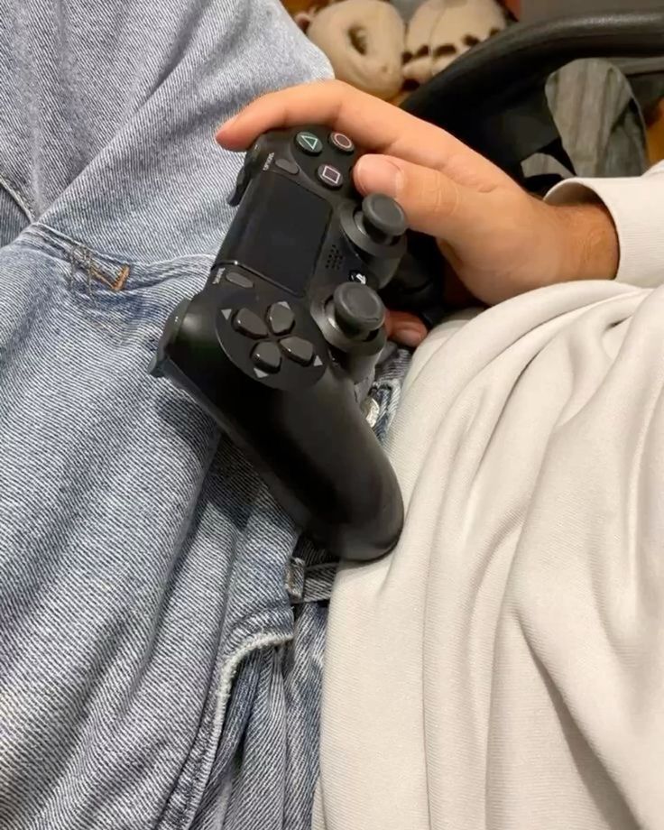 𝐥𝐮𝐜𝐚𝐬 🪽 tweet media