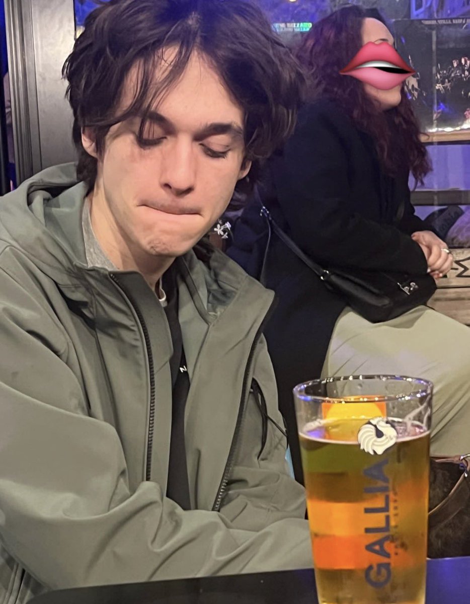 positive a la came tweet media