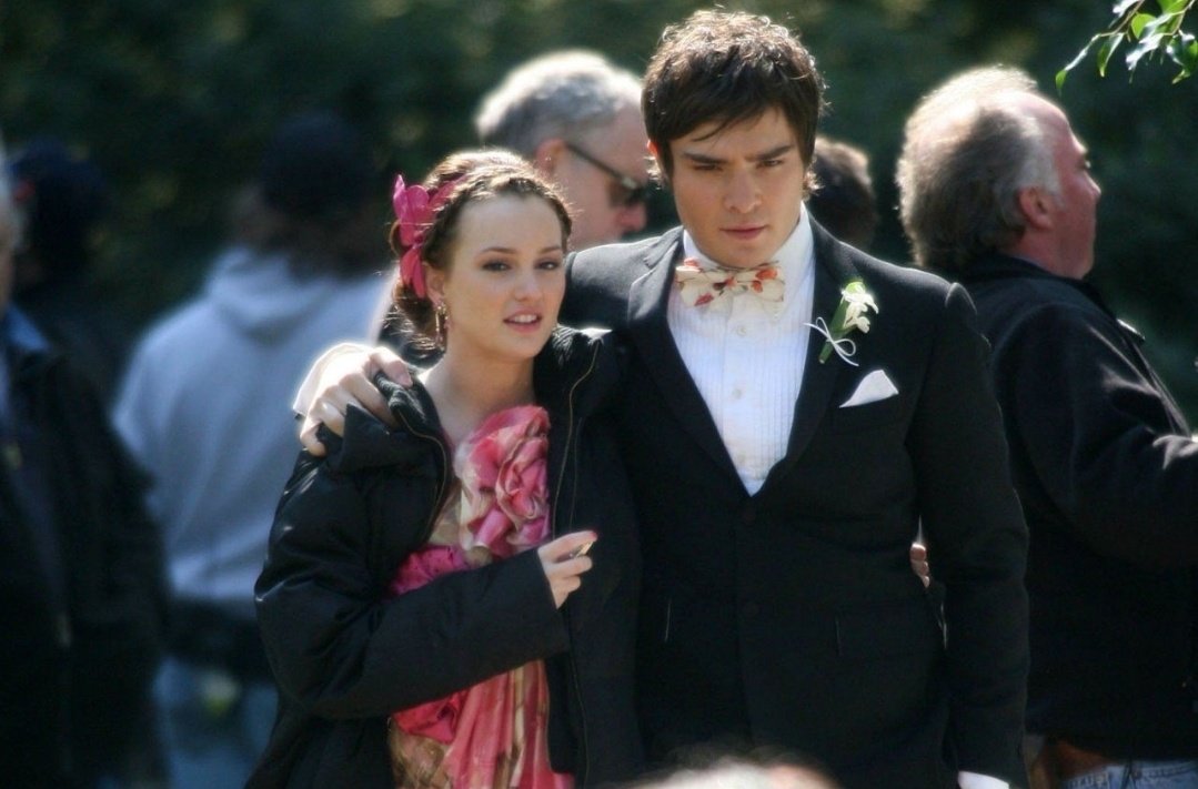 rae 🤍🤍 tweet media