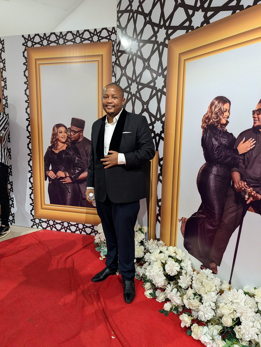 ° ᴱ © tweet media