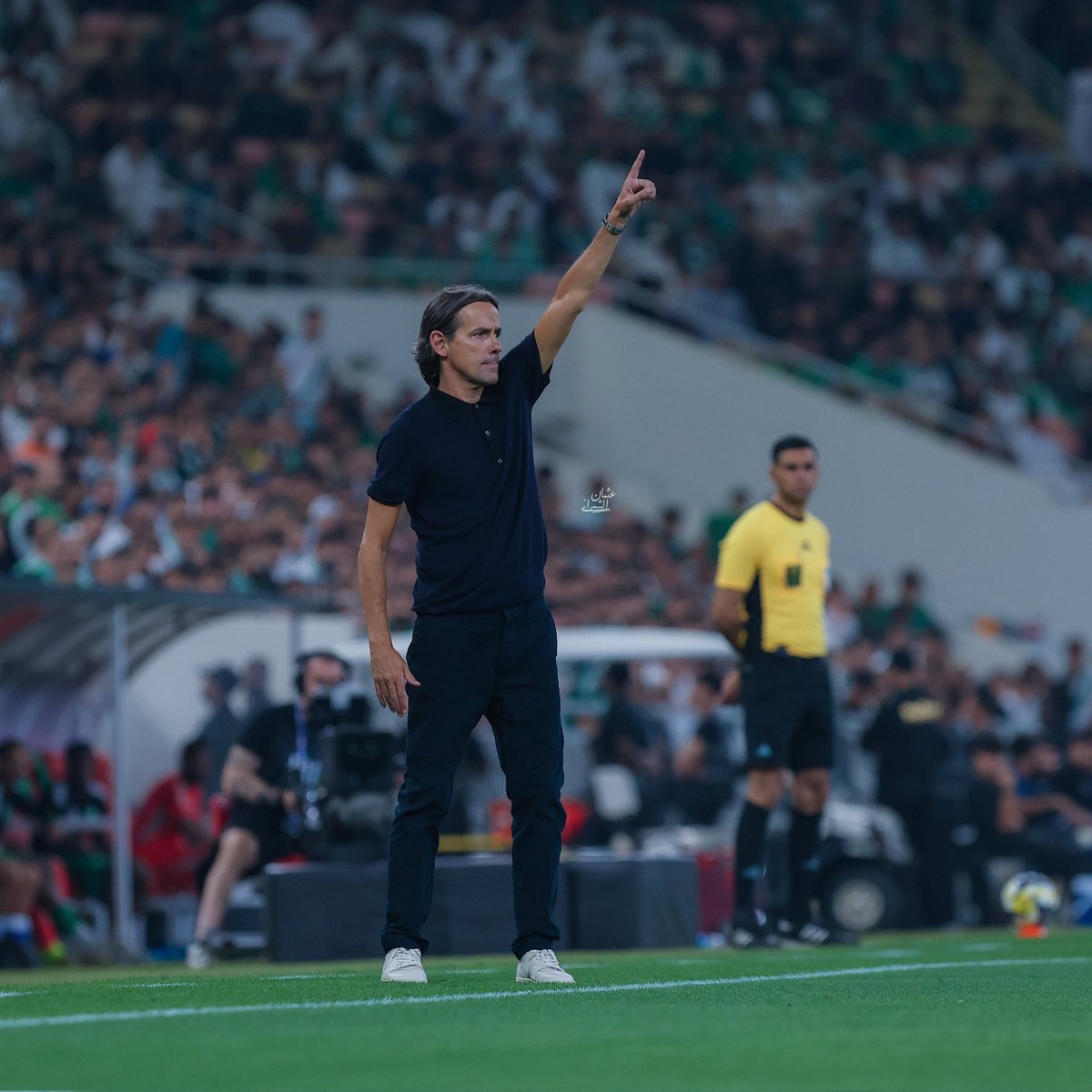 المدرج الأزرق tweet media