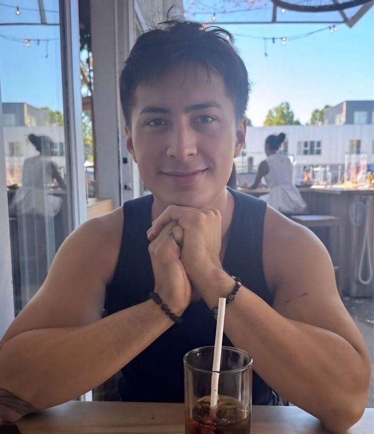 mello (nilla)🏒 tweet media