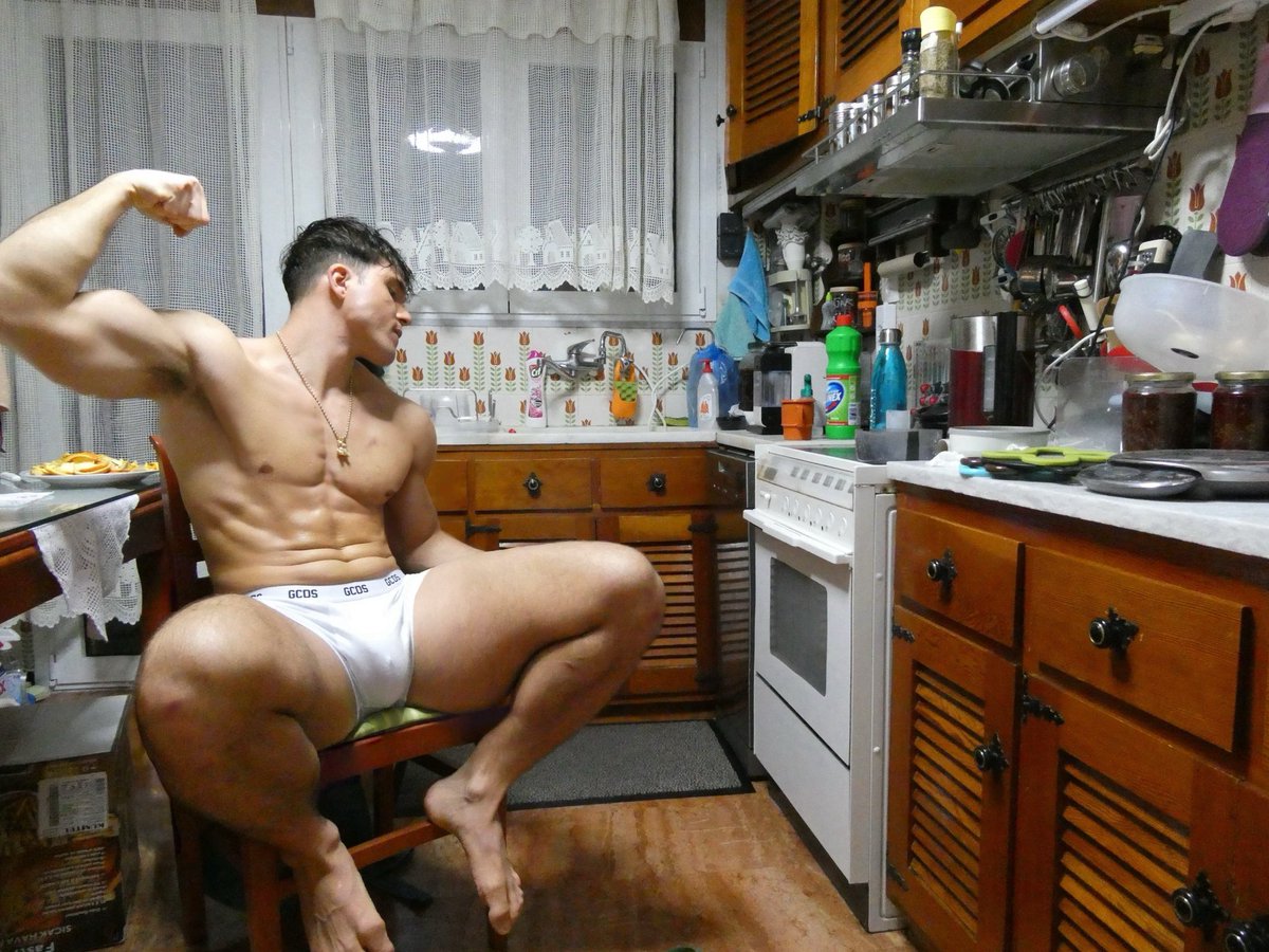 SILVERBACK tweet media