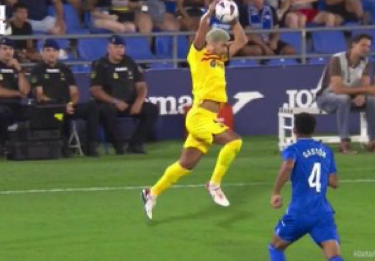 𝐟𝐞𝐝𝐞𝐯𝐚𝐥𝐯 tweet media