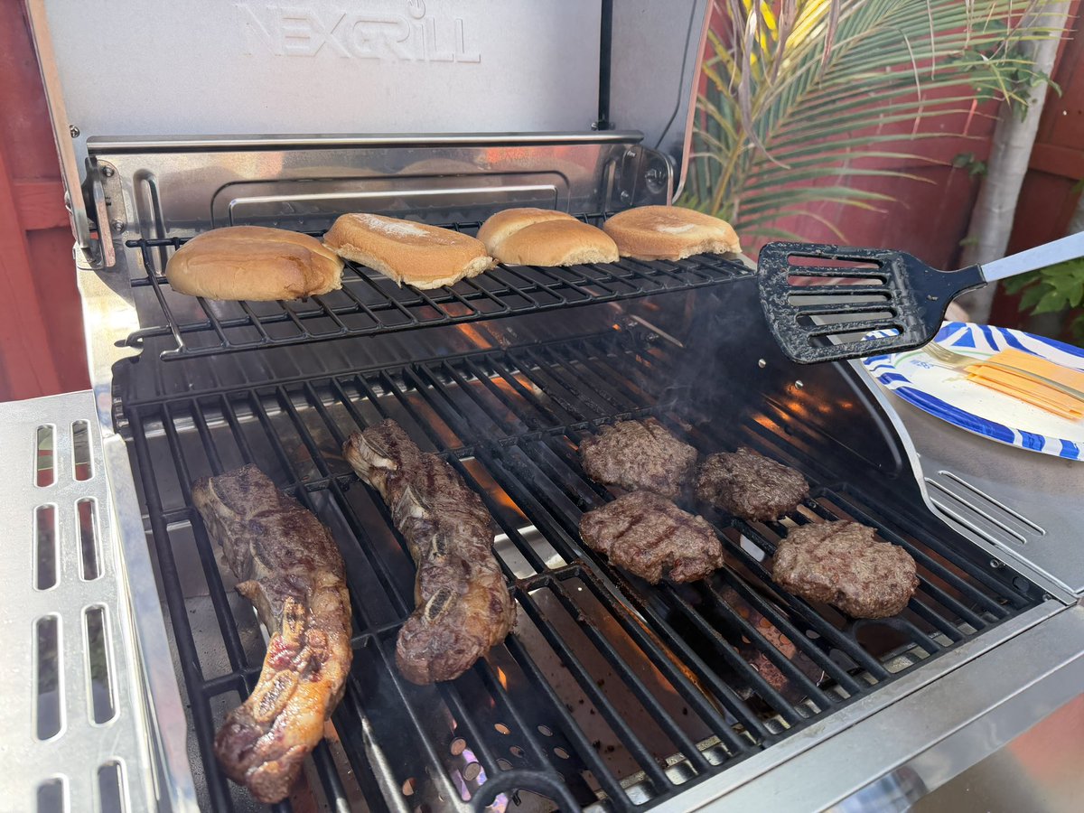 Supernova💫01 tweet media