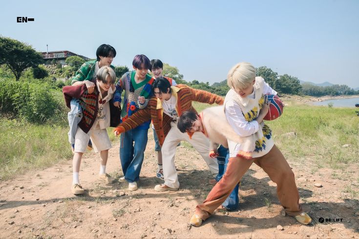 btw.28 ENHYPEN IS SEVEN 🙌 tweet media