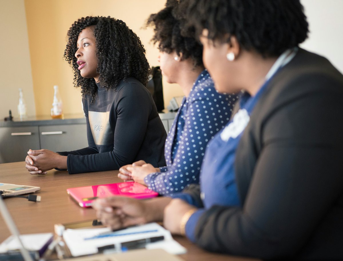 EscapeCorporate's tweet image. Several Fortune 500 Companies Are Run By Women
escapefromcorporateamerica.com/2026/04/severa…
#escapefromcorporateAmericablog #Fortune500 #runbywomen