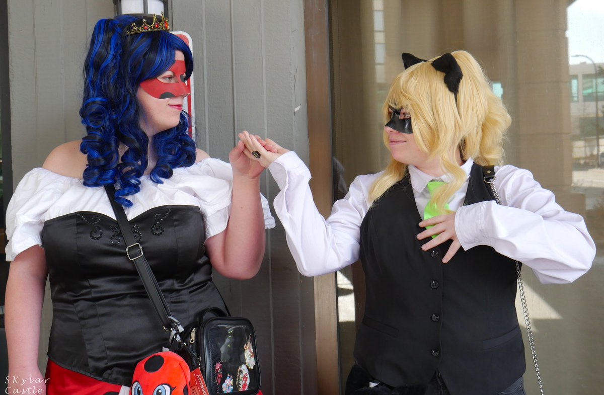 yackachoo's tweet photo. My friends and I went to #animedetour2026 and here's some of the pics I took from that weekend. This isn't all of them but there were my favorites from the weekend. I was cosplaying Ortho, Vox and Cat Noir. If anybody that was there is looking for more pics then please DM me https://t.co/boDCzTysDl
