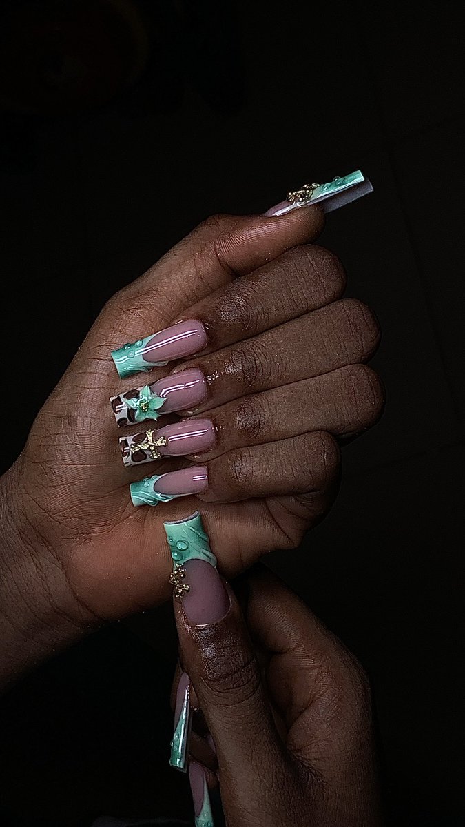 Baddie Nail Tech 💅 tweet media