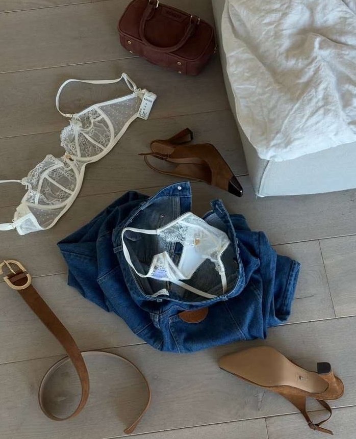 Claire 💙 tweet media