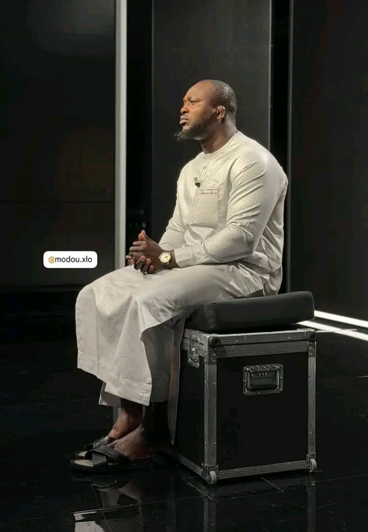 CissokhoDiatta's tweet photo. Ah grawoul dé sougn mbeur rafétna, gentle na, amna classe té nékoul dof bou am xaliss 😭😂😂 https://t.co/EFVW2h2Uca