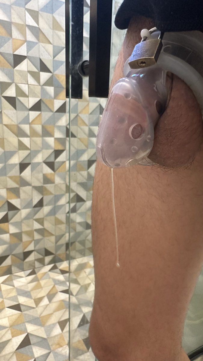 mlkobediente's tweet photo. Pensa num tesão
#teamlocked #chastity #locked https://t.co/X8ib6Oj8tm
