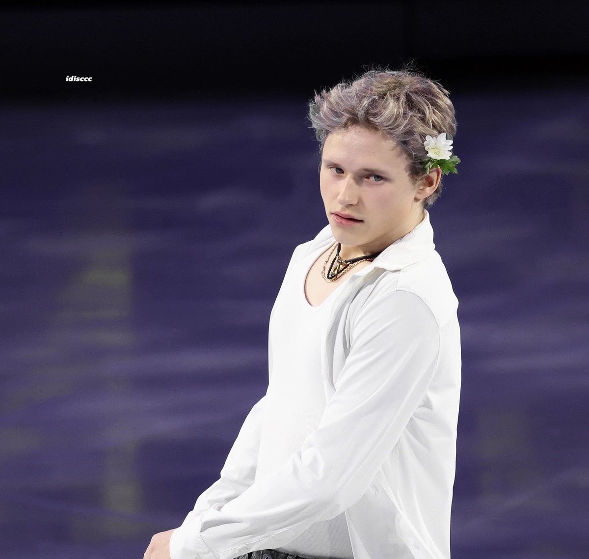 нана tweet media