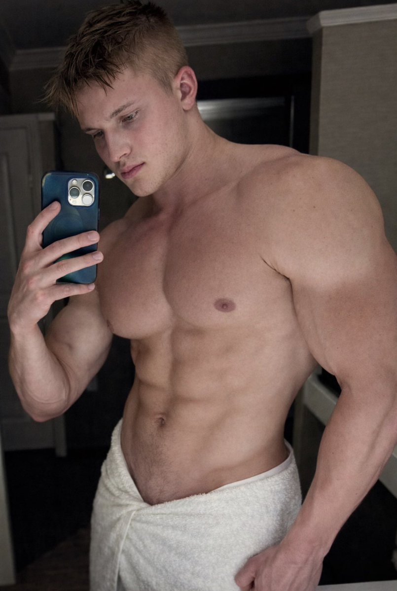 SILVERBACK tweet media