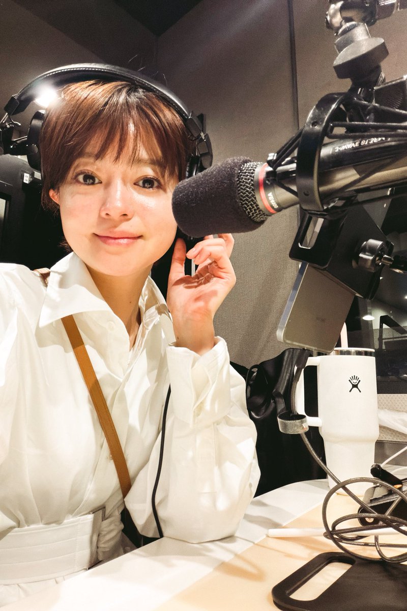 小林 おはりーぐろーりー！ J-WAVE 「early glory」 am6:00-9:00 🌱 にー