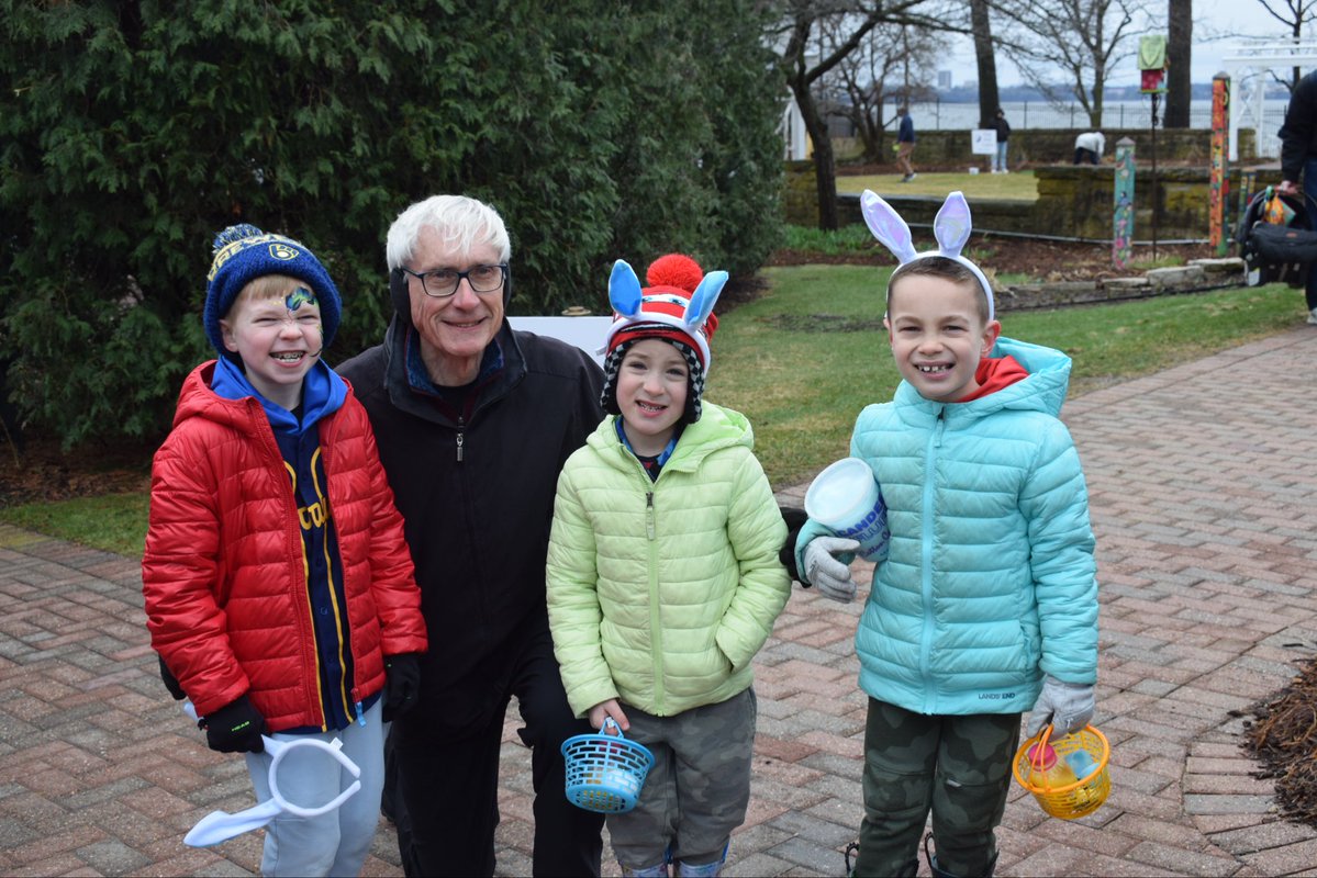 Governor Tony Evers tweet media
