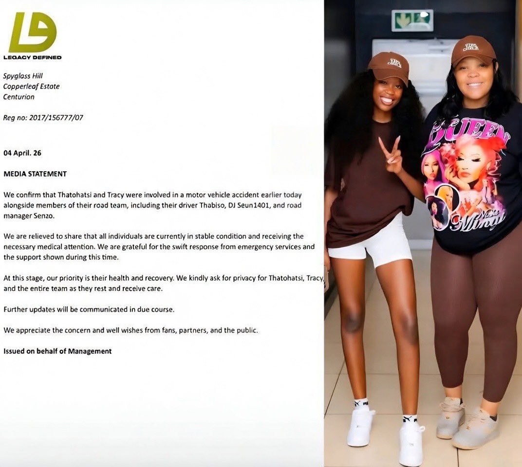 S I H L E T H E P L U G tweet media