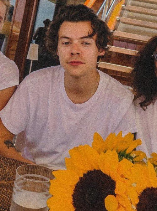 𐙚𝐓𝐫𝐢𝐬🧸ྀི ɪꜱ ꜱᴇᴇɪɴɢ ʟᴏᴜɪꜱ ×͜× tweet media