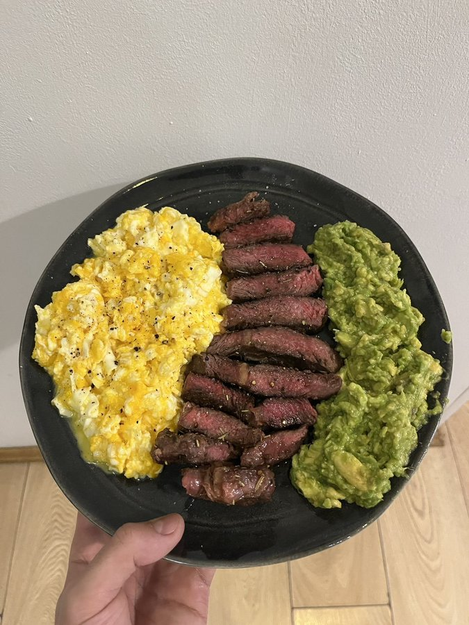 Carnivore Aurelius ©🥩 ☀️🦙 tweet media