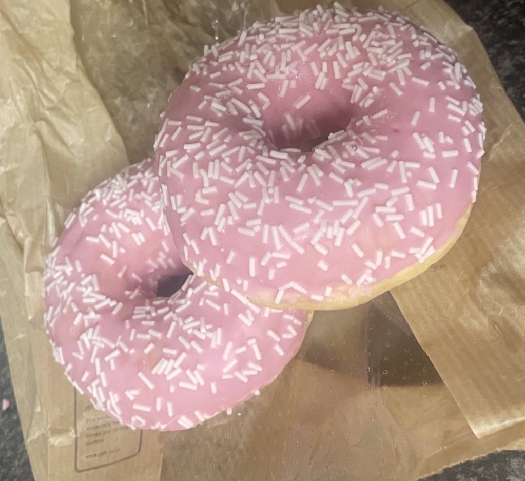 𐔌🧁𓈒 ݁⋆ pinkie !! tweet media